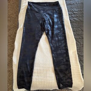 Simply Vera Vera Wang Black Camo Leggings